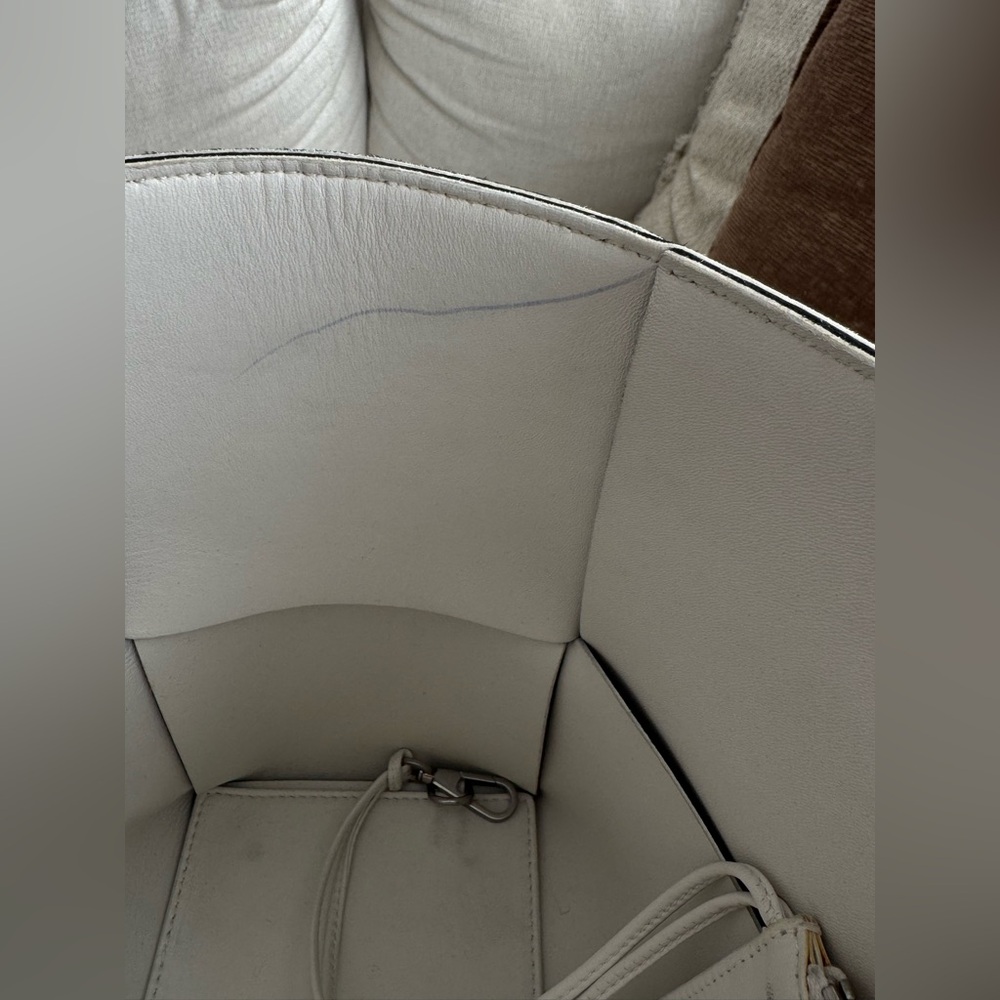 Bottega Veneta Medium Arco Tote - Picture 6 of 10